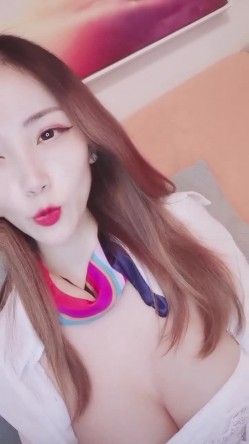 杭州在职空姐咪咪 ️激情撩骚，我是个女人，哥哥你说我会不会做爱啦~乳交足交口交肛交样样精通 ️哥哥快来了解了解！ 截图13