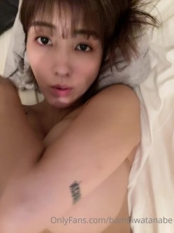 天然巨乳女神，号称第一美臀【渡辺万美】视图福利，一对车大灯又软又弹 截图9