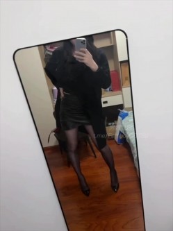 圣诞狂欢 Cindy腿腿 国产极品人气TS，长相清纯身材一流，一双纤细的大长腿，不输任何女人 截图1