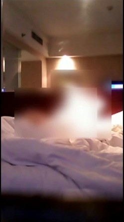 91泡妞高手约炮极品清纯女神颜值高身材娇小娇声娇气被啪啪啪的表情更是销魂 截图7