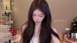 SP站喷水小天后【Hahaha_ha2】极品女神录播 绝世尤物性感逆天颜值女神 截图3