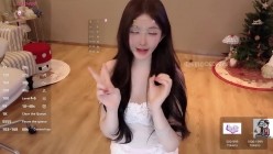 SP站喷水小天后【Hahaha_ha2】极品女神录播 绝世尤物性感逆天颜值女神 截图15