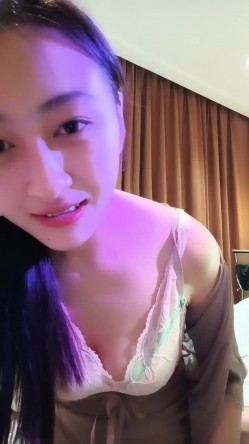 女人味！致命的女人味啊！她被深喉 吞精的样子 就是最欠操的样 截图15
