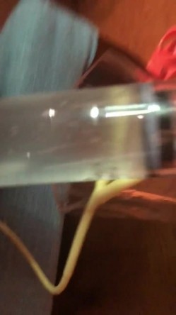 震撼全网露脸反差婊体验各种虐阴虐肛玩法花样多，吃屎喝尿啪啪生殖器各种操作 截图2