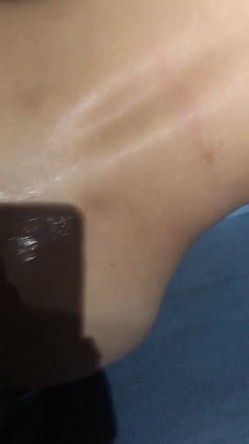 震撼全网露脸反差婊体验各种虐阴虐肛玩法花样多，吃屎喝尿啪啪生殖器各种操作 截图12