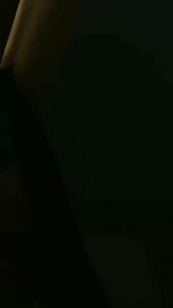 良家小少妇露脸宾馆一个人陪狼友撩骚，一再满足狼友的无理要求，看了奶子看逼逼还要自慰，裸身面对窗外刺激 截图8