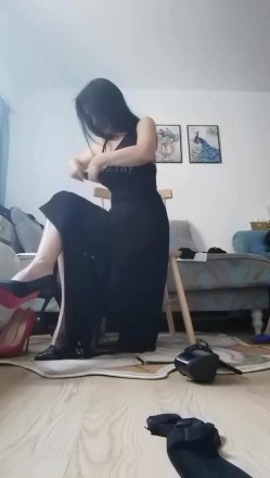 强烈推荐，技术型露脸极品大奶熟女【惠子阿姨】目前最全合集，女王调教3P啪啪各种交合 截图2