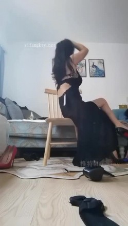 强烈推荐，技术型露脸极品大奶熟女【惠子阿姨】目前最全合集，女王调教3P啪啪各种交合 截图9