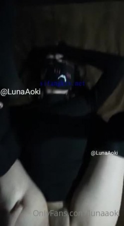 暗黑E奶肥臀博主LunaAoki付费私拍，人间巨乳被弯屌男各种啪啪紫薇 截图12