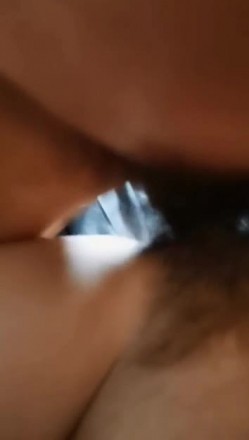 骚货少妇 身材苗条 有纹身 床上炮友啪啪秀 口交 躺在床上猛猛的操 后入 女上位各种姿势操逼秀 非常精彩 截图14