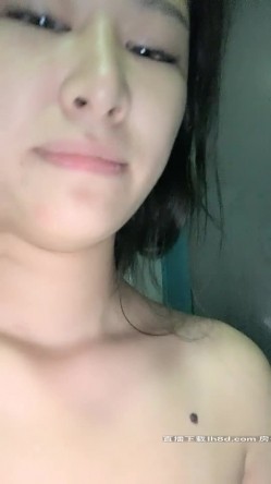 沈阳萧亚轩，极品良家情侣黄播，【嘴馋怎么办】，175cm，D罩杯美乳，男友真是调教高手，无套干炮太刺激 截图13