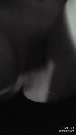 真实拍摄地下车库捡S身材超棒醉酒妹子 喝多了弄到车上各种玩弄 无毛小穴干净很漂亮 高清1080P原版 截图11