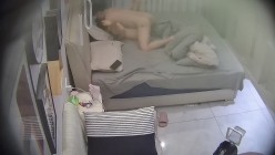酒店偷拍反差婊气质妹子刚进入酒店就褪下裙子迫不及待等待男友的大屌插入 截图16
