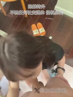 露脸才是王道！推特极品巨乳反差婊国宝级女神yooh私拍 穷人女神有钱人玩物单挑3P各种性爱 截图4