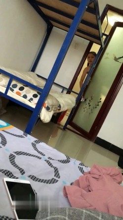 颜值身材俱佳的小美女穿白丝女僕打炮自拍 截图11