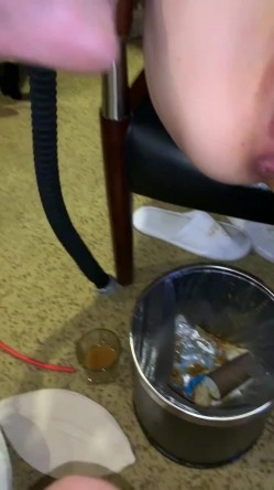《字母圈顶级大神 ️极限调教阴环骚母狗》震撼全网露脸反差婊体验各种虐阴虐肛，玩法花样多，吃屎喝尿啪啪生殖器各种操作 截图16
