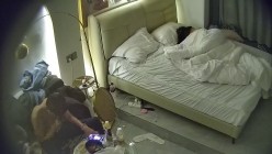 酒店偷拍连续3天入住的年轻情侣古灵精怪的双马尾可爱甜妹被男友不分日夜操了几次 截图7