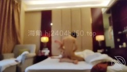 原创海角大神【干妈变成了情人】付费钻石贴！小牛吃老草，内射丰满干妈，爽到起飞 截图10