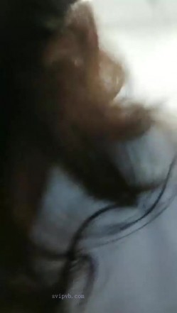 极品高颜冷艳御姐，反差小妈感女主播「金刚护撸娃」「小奶猫」密码房激情淫语撩骚，和姐妹下海大秀，互舔互口 截图6
