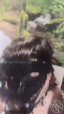 就为了把我妈搞到喷水，结果差点把她阴道玩坏了! 截图12