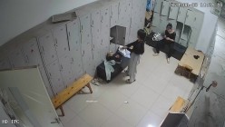 舞蹈班《监控破解》偷拍多位美女学员后台换衣服 截图1