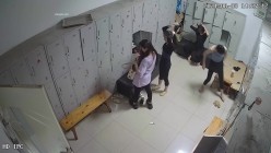 舞蹈班《监控破解》偷拍多位美女学员后台换衣服 截图7