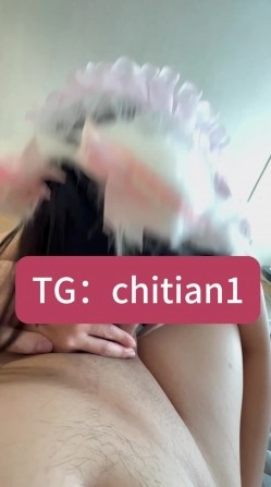 可盐可甜COS抽像福利姬【池甜chitian1】露脸性爱视图，自慰喷水上吊，各种母狗行为 截图16