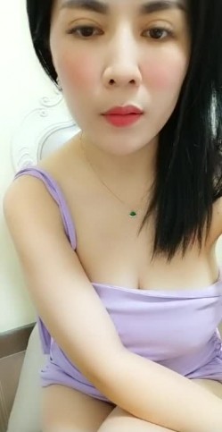 老公常年不在家，守活寡的少妇：看我的眉毛鸡巴就硬了？哈哈哈，啊啊啊老公我还想要高潮，网上寻刺激。 截图6