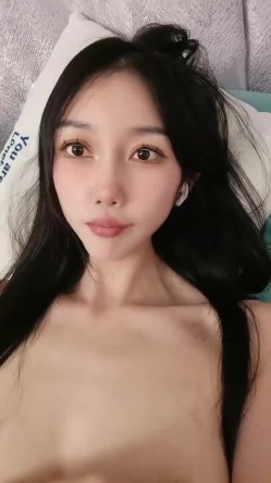 【权欲茶茶】车模身材，明星颜值，夹子音叫老公，道具潮喷，榨干你的精液 截图10