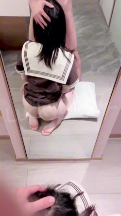 推特30万粉约炮大神【幸运儿】订阅私拍，巨乳蜂腰肥臀女人中的极品，各种交合淫乱 截图6
