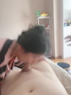 露出群P少妇人妻【鹿初日记】第一次5p大乱斗 四个大肉棒轮流操三个洞 真的爽的一塌煳涂 老婆说下周还想约 截图10