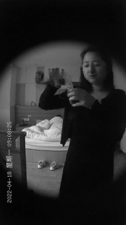 【最新流出解密 ️安防摄像头】猥琐姐夫偷情漂亮小姨子连操两次 叫声淫叫“姐夫 再来一次啊”超清3K原版 截图1