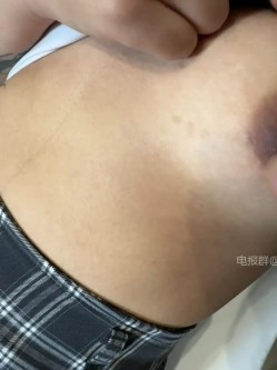 ️精神小妹【chunxiaoquqn】新晋精神小妹团播、几个年轻闺蜜一起下海赚钱 截图2