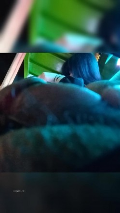 黑虎露出系列 牛人街头露JB对着年轻貌美的妹子打飞机 高颜值高画质 心脏巨大之人 截图6