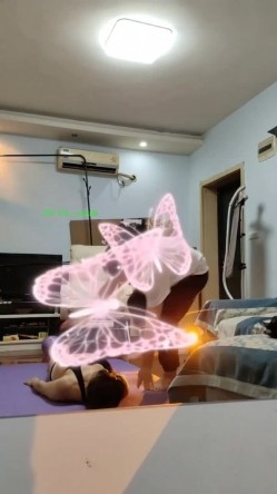 观音桥 ·熟女楼凤 姐姐 吹拉弹唱，样样精通。客人舔逼，帮客户口爆，逼逼真香，几乎每个客户都想舔 截图4