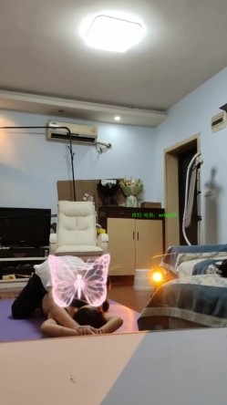 观音桥 ·熟女楼凤 姐姐 吹拉弹唱，样样精通。客人舔逼，帮客户口爆，逼逼真香，几乎每个客户都想舔 截图8