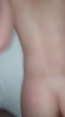沉迷黑人大屌的那些国产美女们 黑屌下贪婪的畜穴才是最美的画面 黑屌女王 截图13