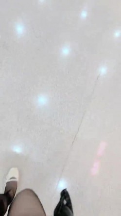 【黛西老师】商场~马路~树林~勾搭技师内射一屁股~露脸 截图11