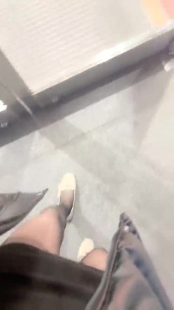 【黛西老师】商场~马路~树林~勾搭技师内射一屁股~露脸 截图13