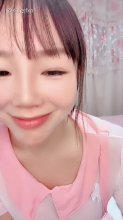 良家G乳御姐【桃子恶霸】超级蜜桃大美臀 长腿丝袜 劲爆骚舞 大屌狂插 这股骚劲来十个男人都驾驭不了她 截图2