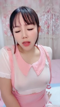 良家G乳御姐【桃子恶霸】超级蜜桃大美臀 长腿丝袜 劲爆骚舞 大屌狂插 这股骚劲来十个男人都驾驭不了她 截图7