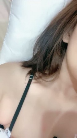 新人！学生妹妹下海~超可爱~【高校学妹】道具狂插~狂撸~！~ 截图4