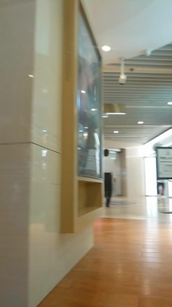 白长裙极品妹子 截图8