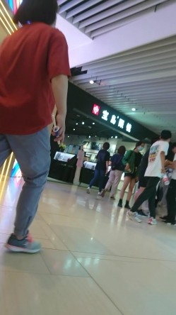 白长裙极品妹子 截图10
