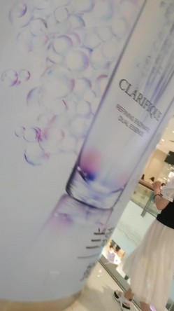白长裙极品妹子 截图14