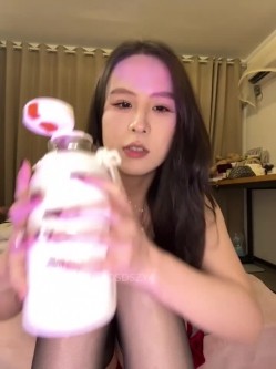 ️御姐大波浪【pupu】反差诱惑、丝袜高跟、第一视角贴屏女友视角 截图4