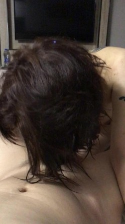东北美女产品经理宋歌约炮，3P车震多人运动，少妇偷情，各种约炮 截图3
