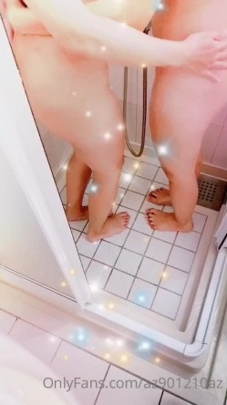 重磅，OF露脸爆火S级身材抖M小贱人【我好可爱好天真】订阅，百合双头龙户外人前露出多P车轮战调教相当反差 截图1