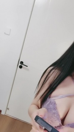 新人！卧槽！女神简直美到爆~【isss小琳】，22岁，皮肤白，身材好 截图8