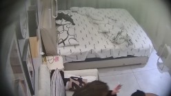 气质美女被男友狂操三场身体敏感捂嘴抓床单 截图8